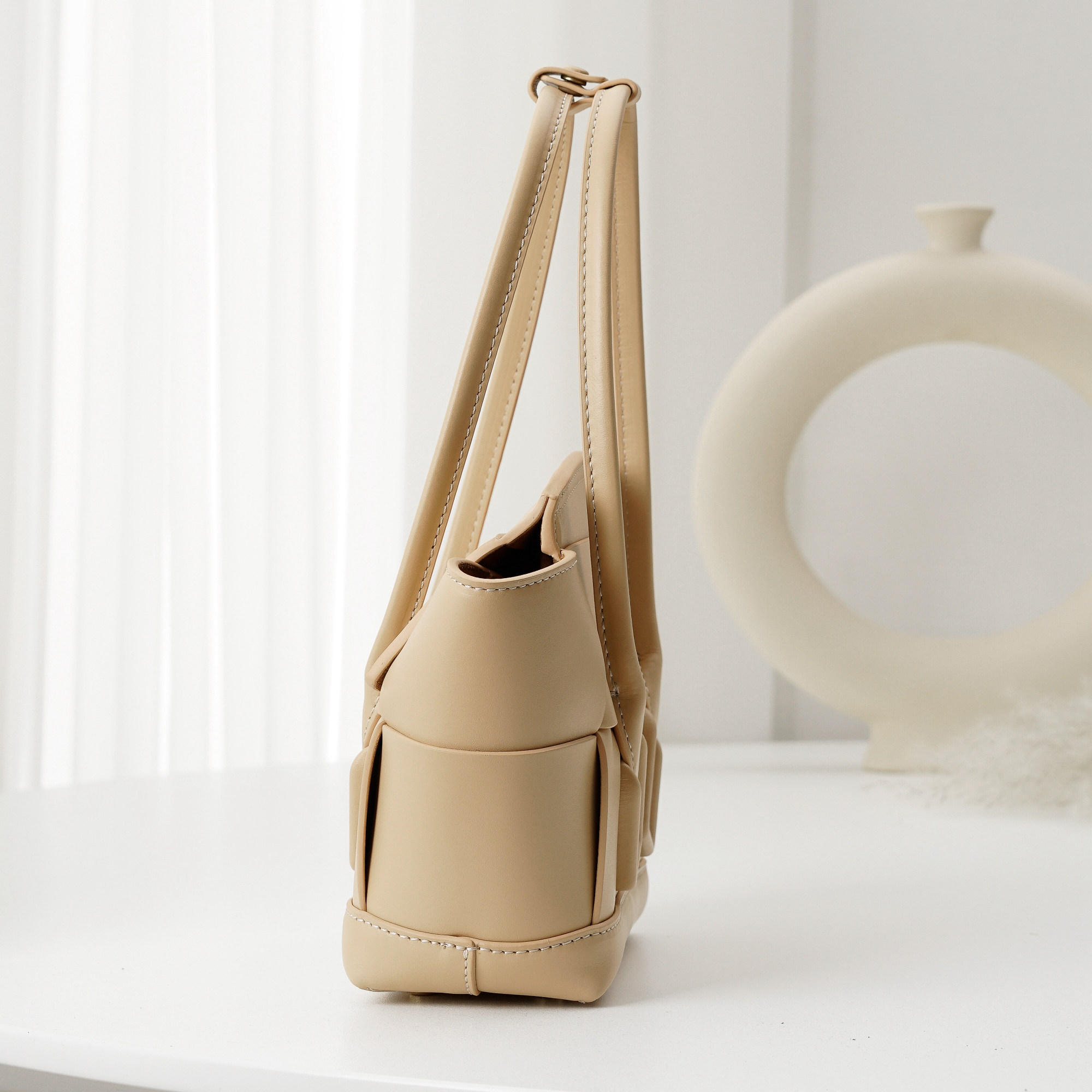 2021 Latest Bottega Veneta Cream Mini Intrecciato Arco Tote Ntrecciato-Woven Grained Goatskin