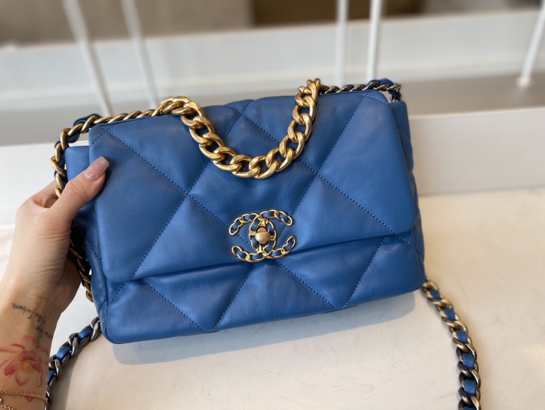 2021 Top Sale Chanel 19 Flap Bag 26cm Goatskin in Blue Replica