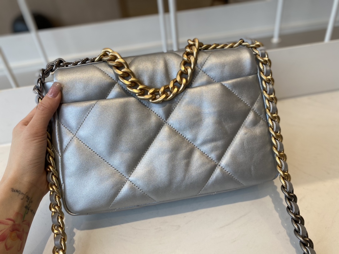 2021 Top Sale Chanel 19 Flap Bag 26cm Goatskin in Sliver Replica