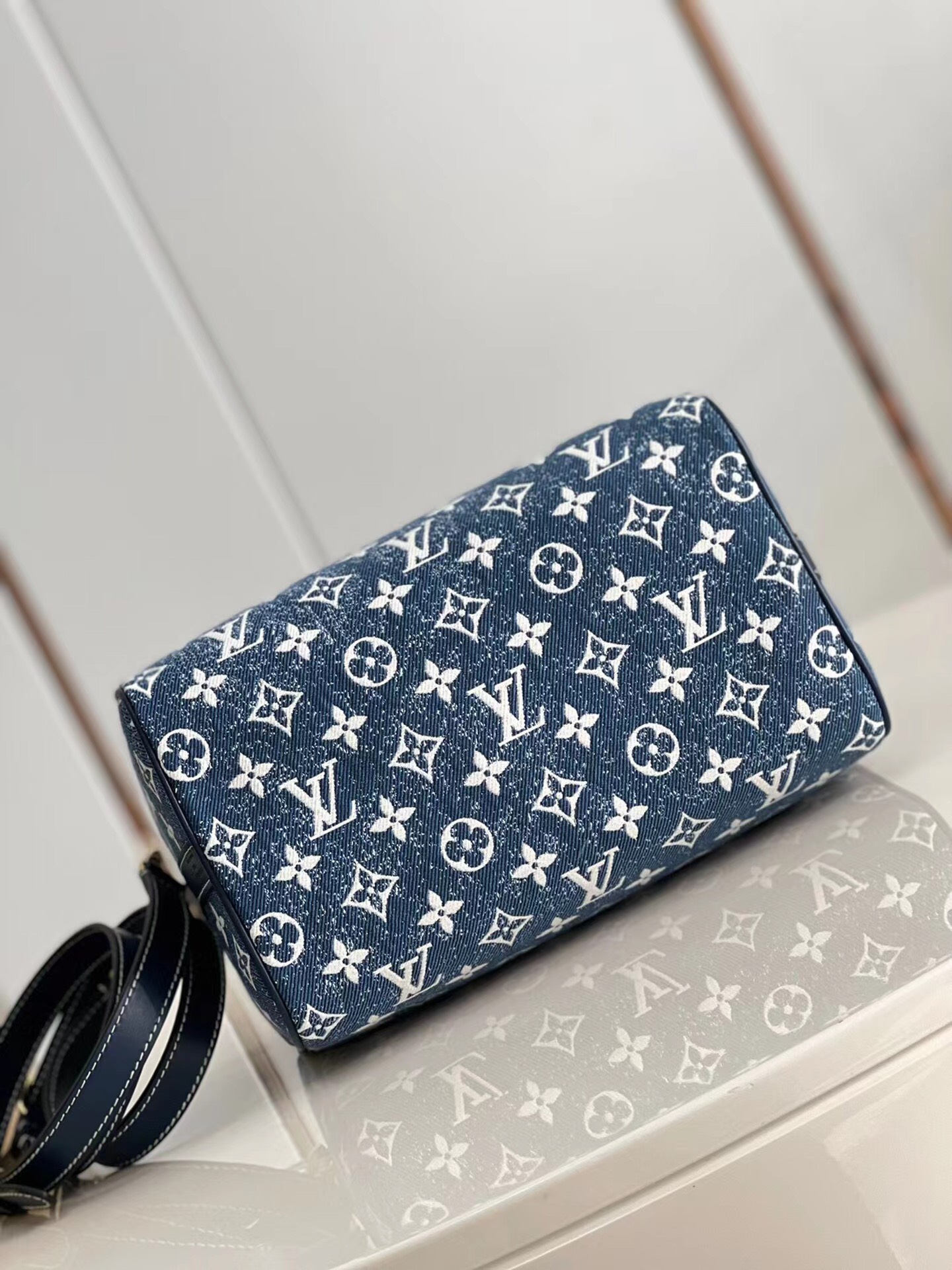 2022 Louis Vuitton Speedy Bandouliere 25 Denim Jacquard Textile Navy Blue M59609