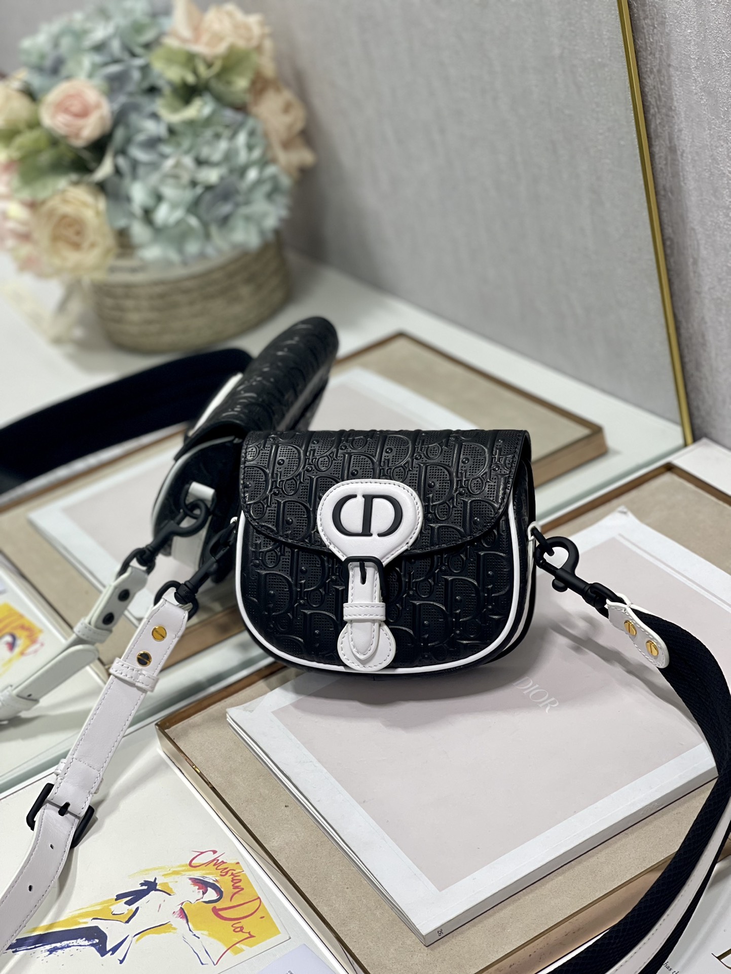 2022 New Dior Small 19cm Bobby Bag Black Calfskin