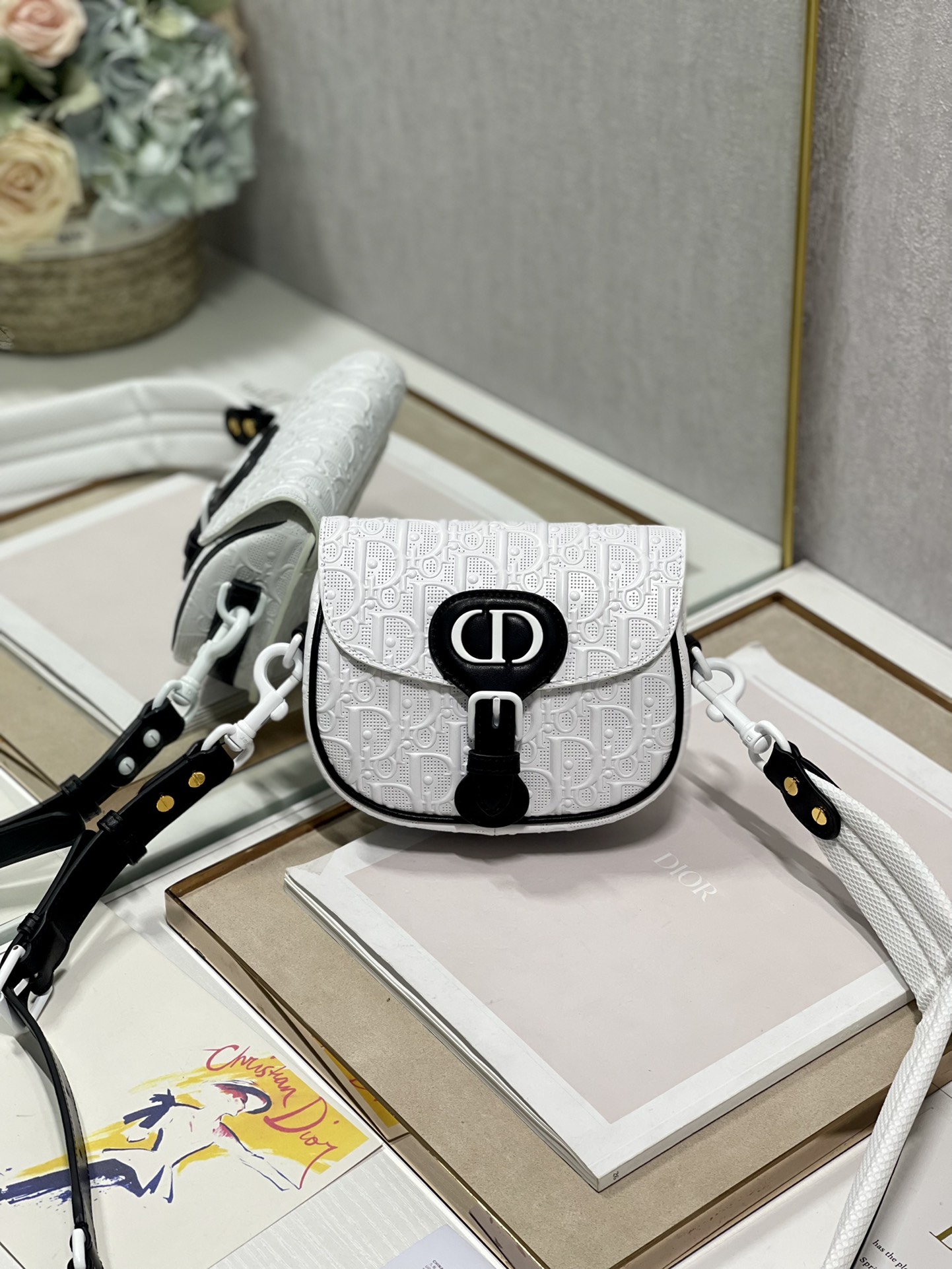 2022 New Dior Small 19cm Bobby Bag White Calfskin