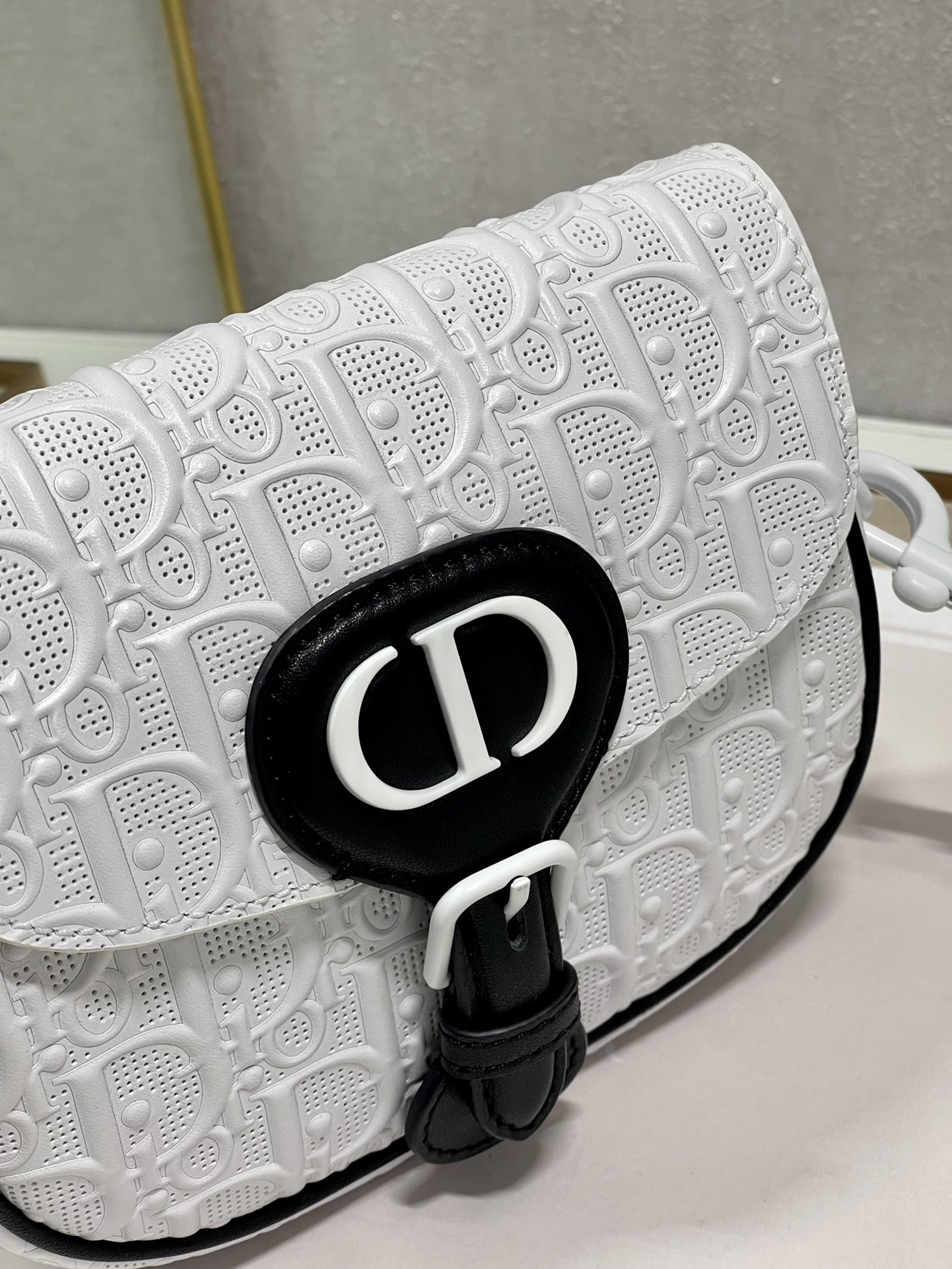 2022 New Dior Small 19cm Bobby Bag White Calfskin