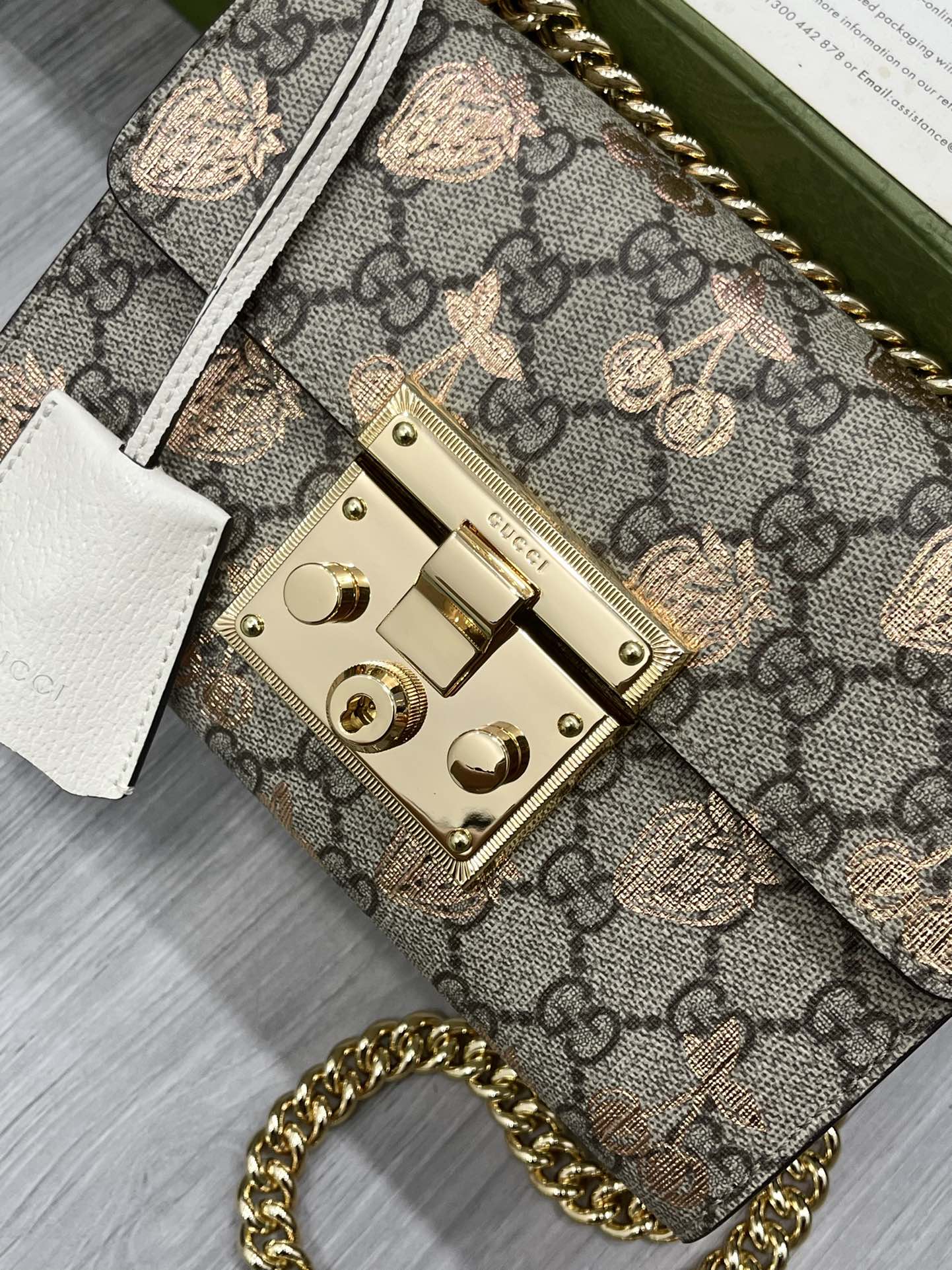 2022 New Gucci Padlock Small Berry Shoulder Bag GG Supreme Canvas 409487 Beige and Ebony 