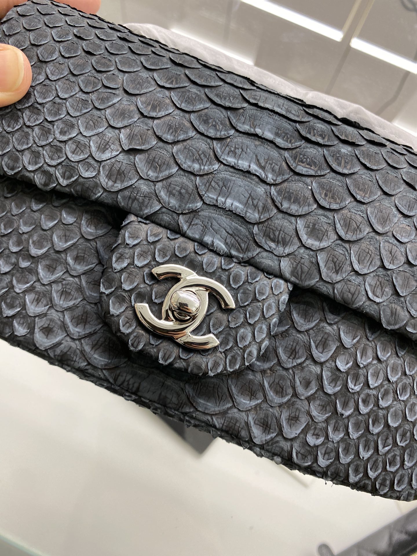 2022 New Python Chanel Classics Falp Shoulder Bag 20cm and 25cm-011