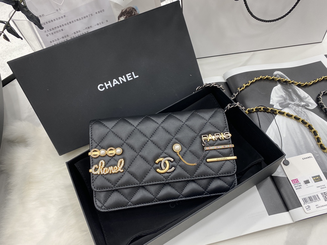 2022 New Replica Chanel Wallet on Chain Lambskin Glass Pearls Imitation Pearls Strass Gold Silver Ruthenium Finish Metal Black AP2508