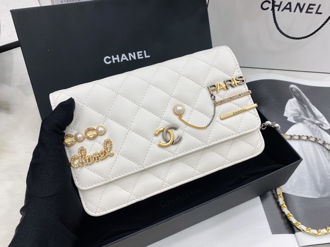 2022 New Replica Chanel Wallet on Chain Lambskin Glass Pearls Imitation Pearls Strass Gold Silver Ruthenium Finish Metal White AP2508
