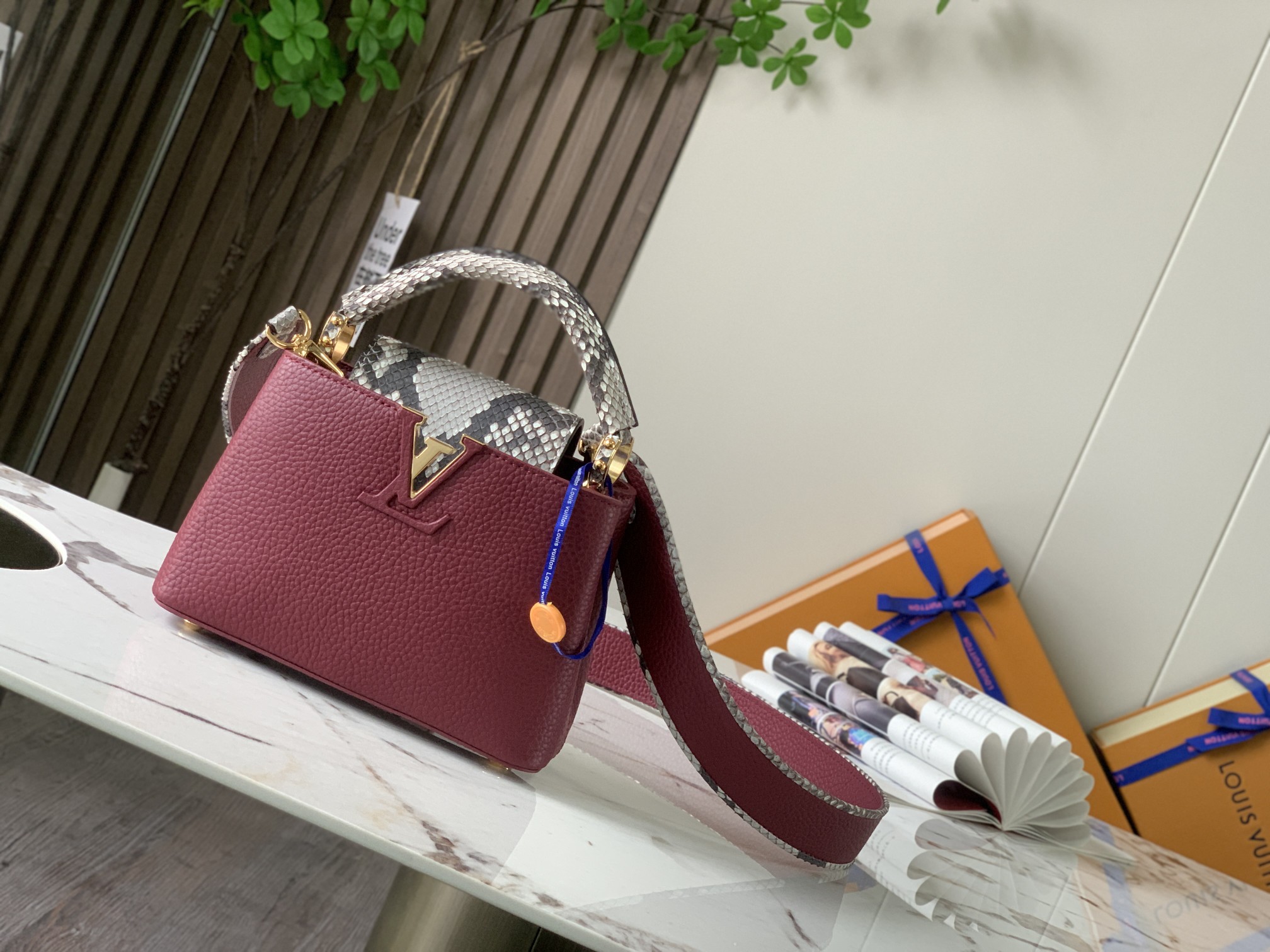 2022 New Style Louis Vuitton Capucines 21cm Dark Red Taurillon Leather With Python