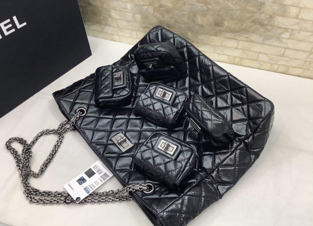 2022 Replica Chanel Ohanel Vintag Shopping Bag Black Lambskin High End