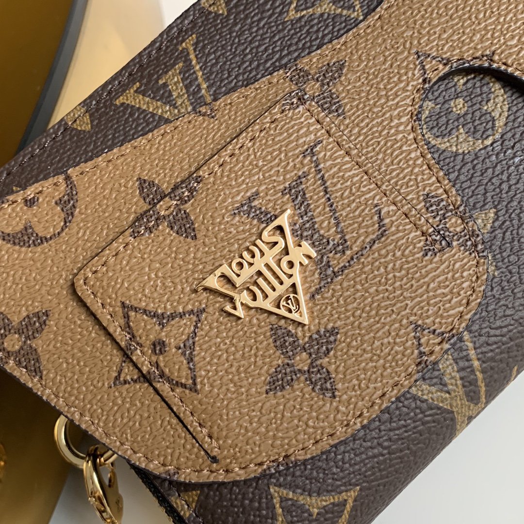 AAA Louis Vuitton M68796 Zippy Wallet Shades Combining Monogram and Monogram Reverse canvas