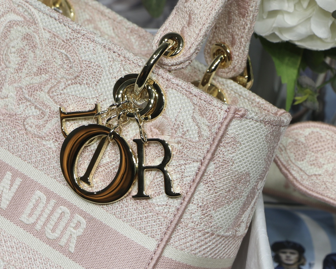 AAA Quality Dior Medium Laday D-Lite Bag Pink Embroidery