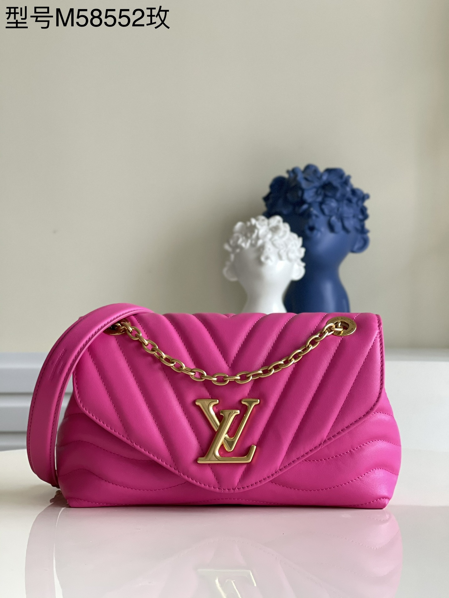 AAA Replica Louis Vuitton M58553 LV New Wave Chain Bag Smooth Cowhide Leather Agathe Pink