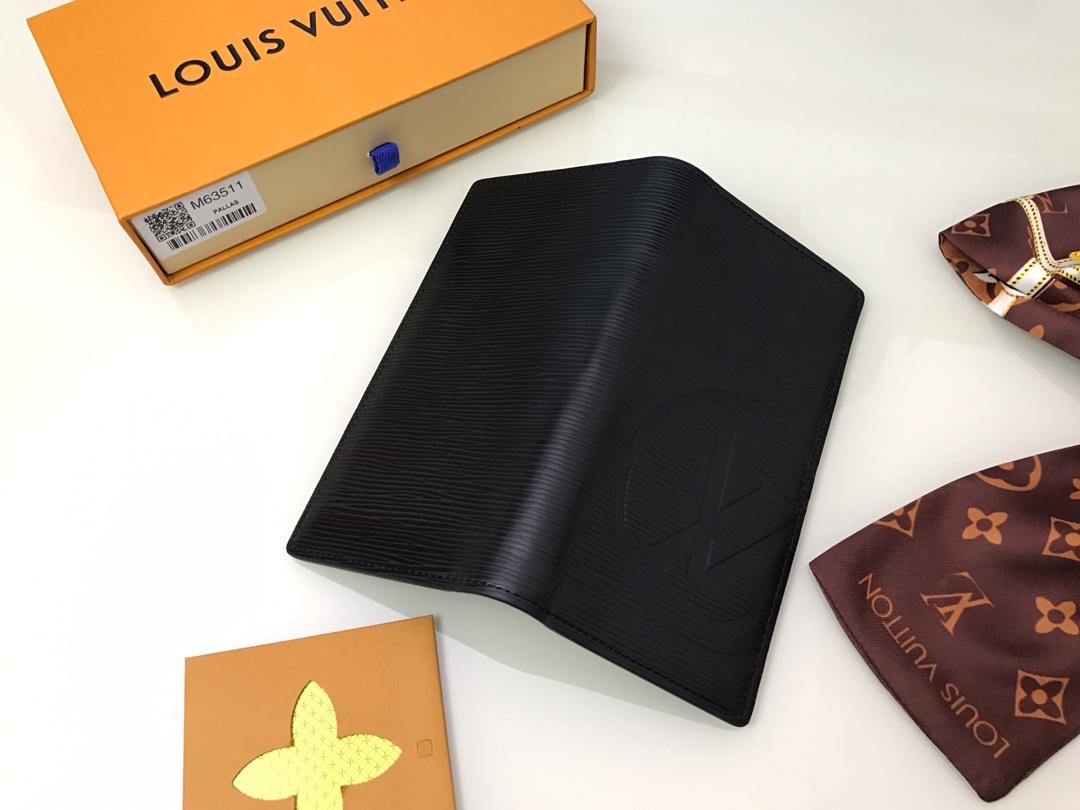 Authentic Replica Louis Vuitton M63511 Brazza Wallet Epi Leather LV Circle Signature