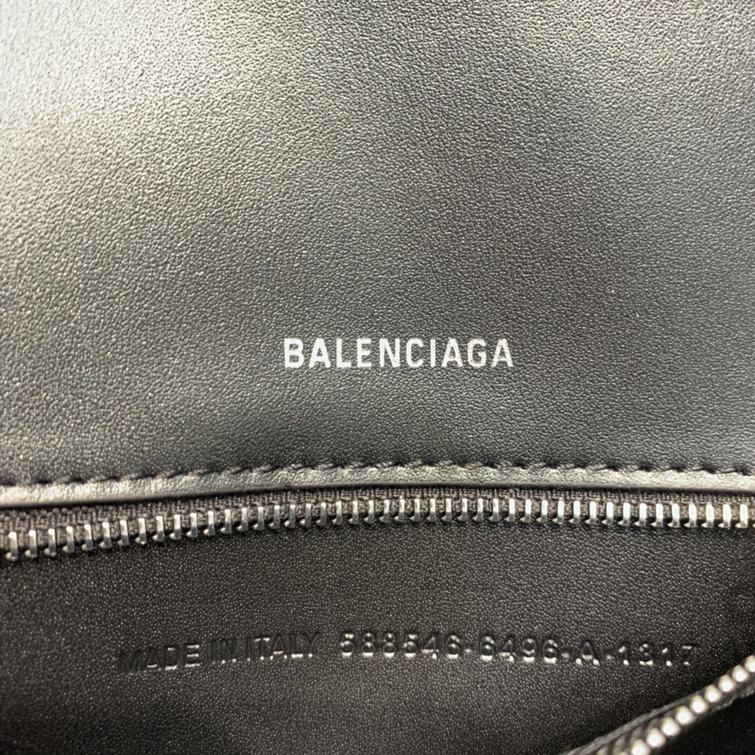 Balenciaga Hourglass 23cm Chain Bag in Calfskin Leather Black