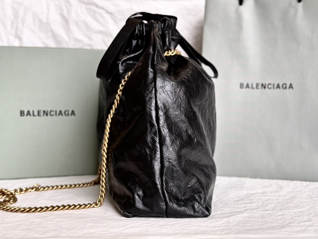 Balenciaga Large Women Crush Tote Bag in Black crushed Calfskin