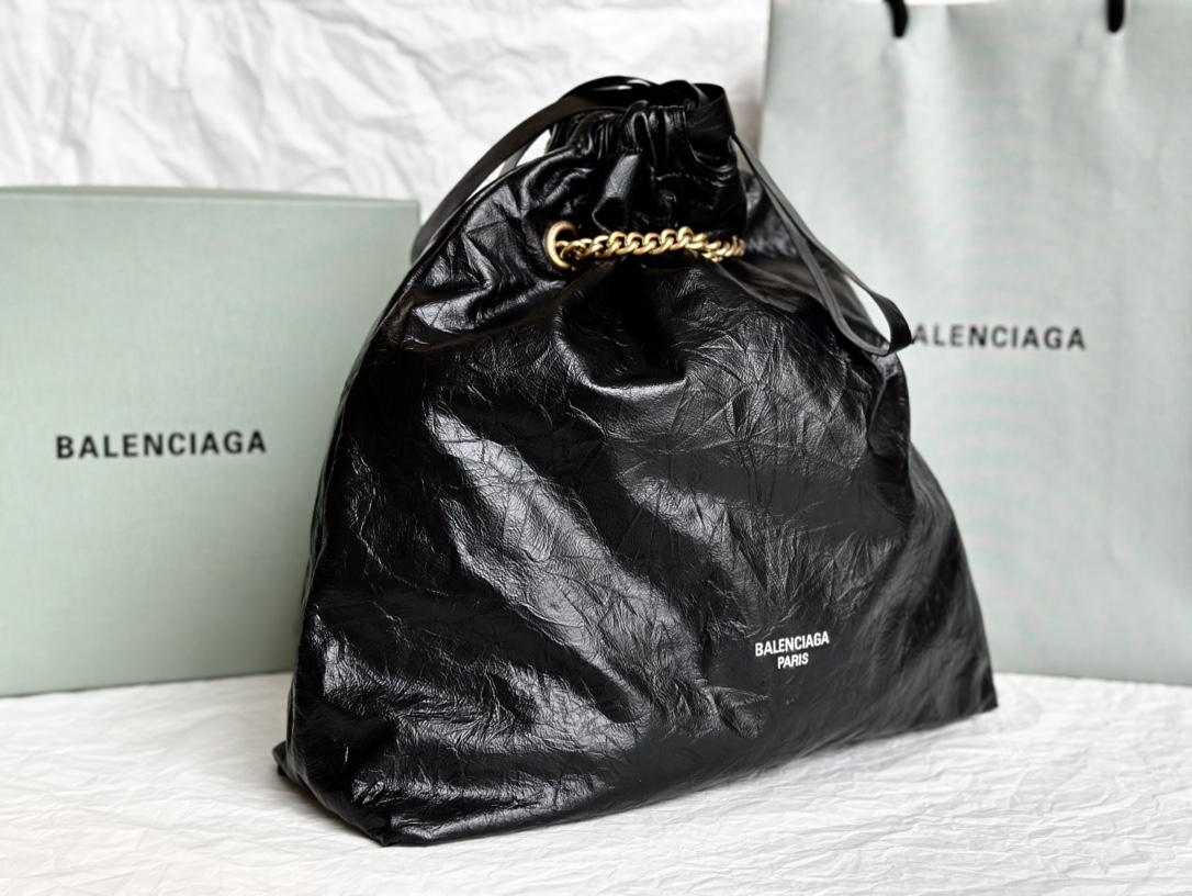 Balenciaga Large Women Crush Tote Bag in Black crushed Calfskin