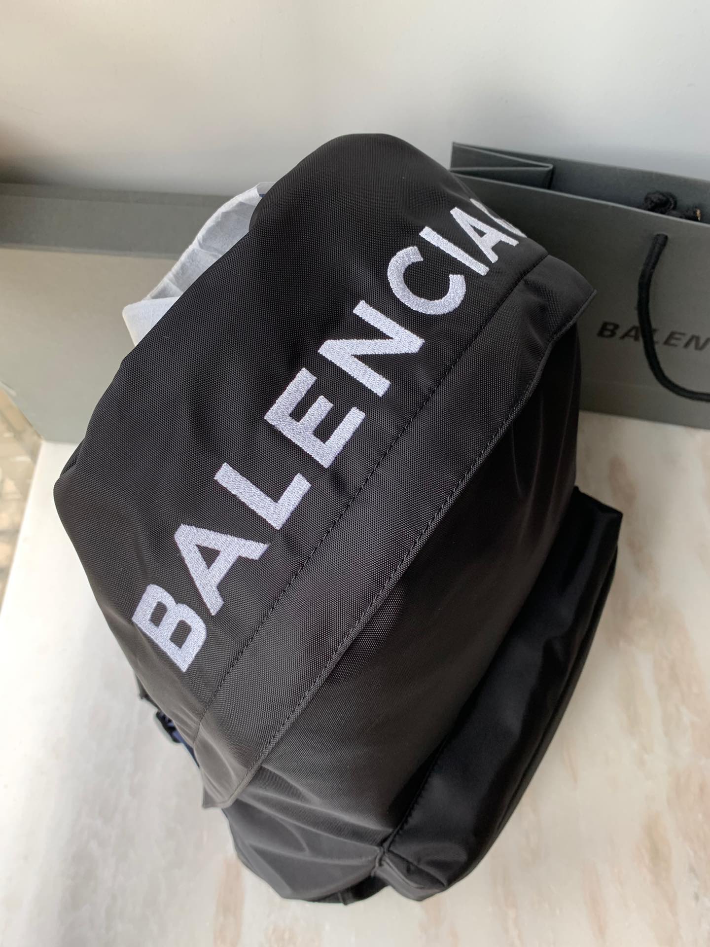 Balenciaga Mens Backpack-006