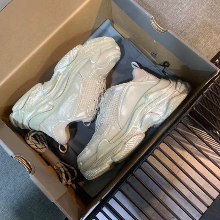 Balenciaga Triple S Trainers-0002 35-44