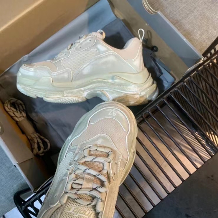 Balenciaga Triple S Trainers-0002 35-44