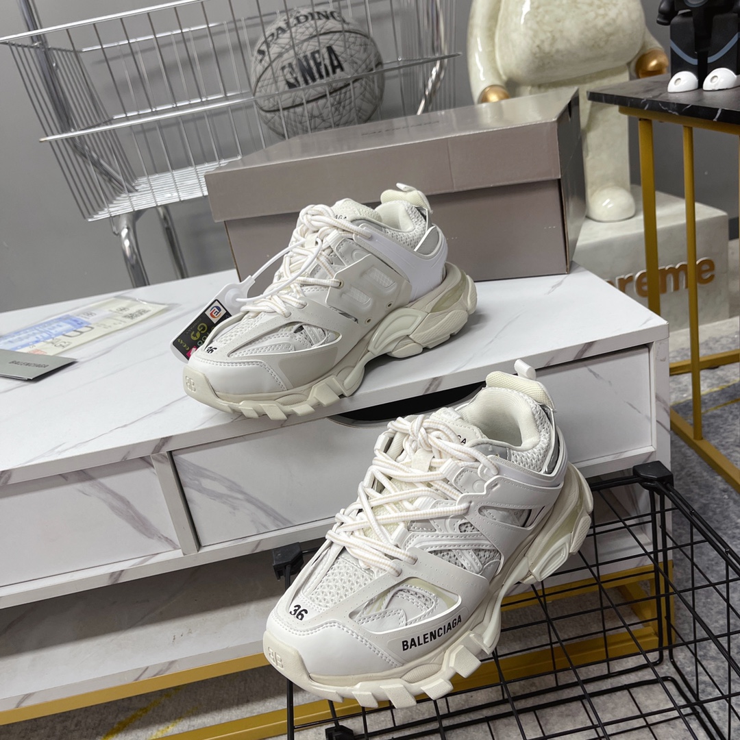 Balenciaga Triple S Trainers-0034 35-45