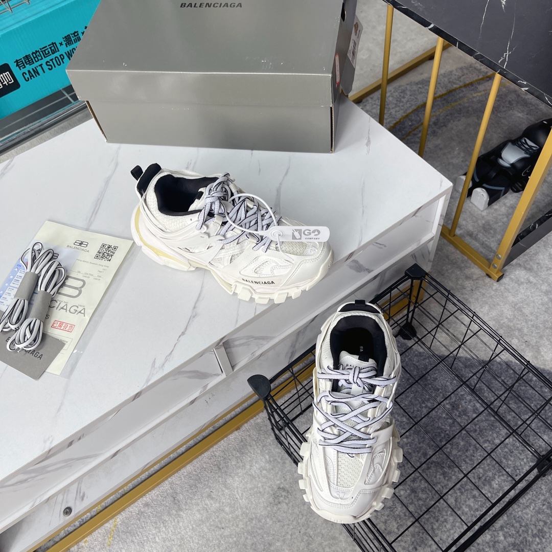 Balenciaga Triple S Trainers-0044 35-45