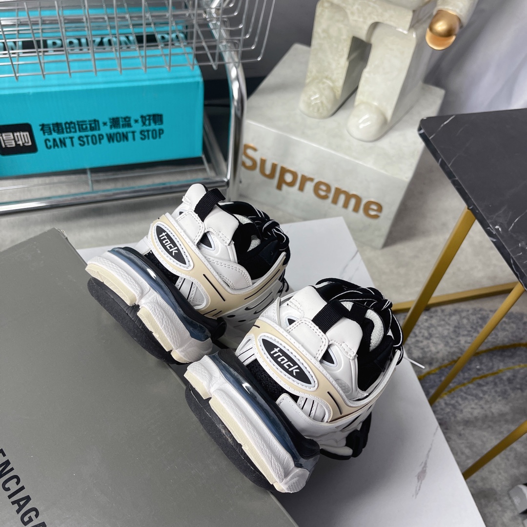 Balenciaga Triple S Trainers-0045 35-45