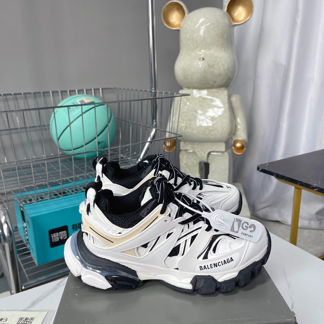 Balenciaga Triple S Trainers-0045 35-45