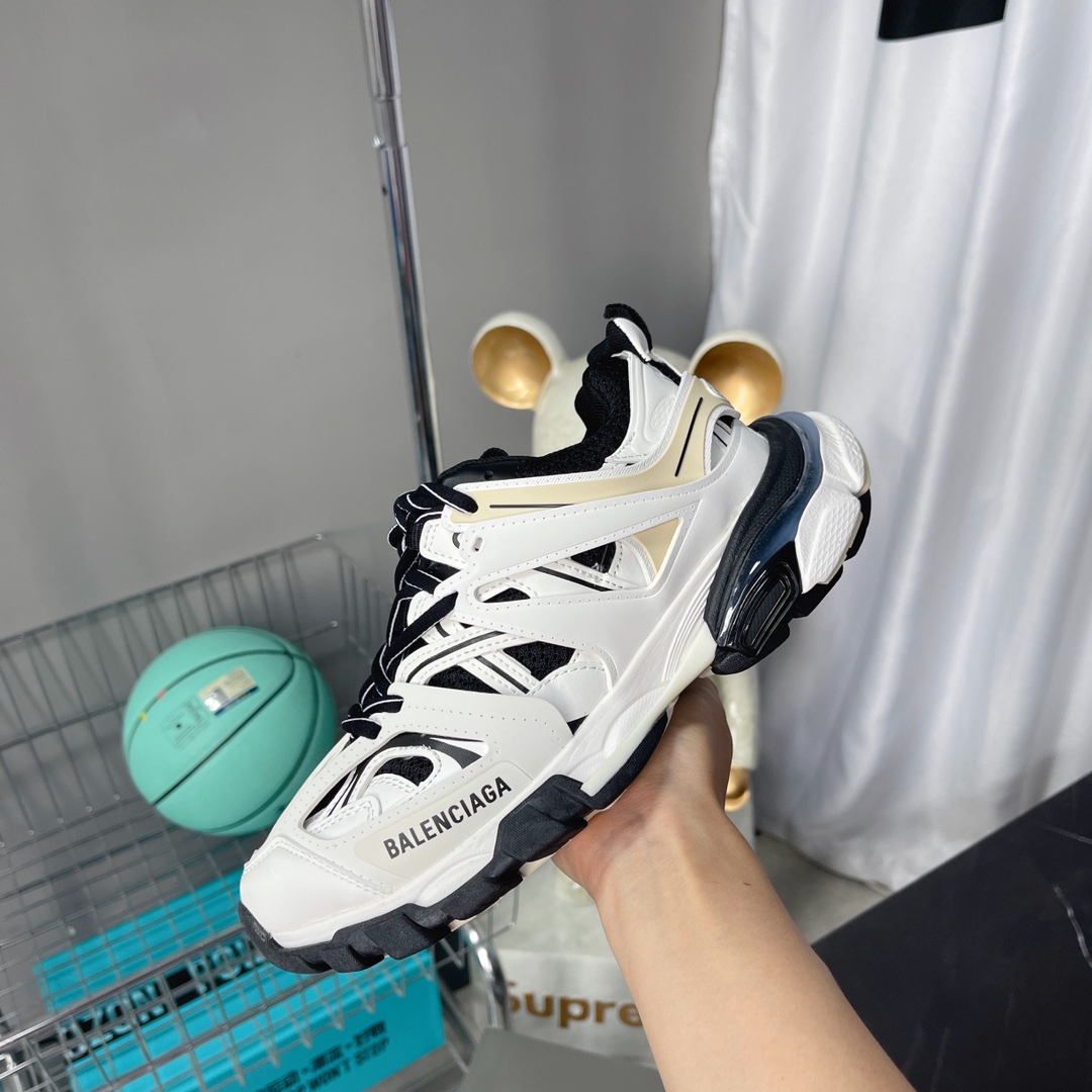Balenciaga Triple S Trainers-0045 35-45