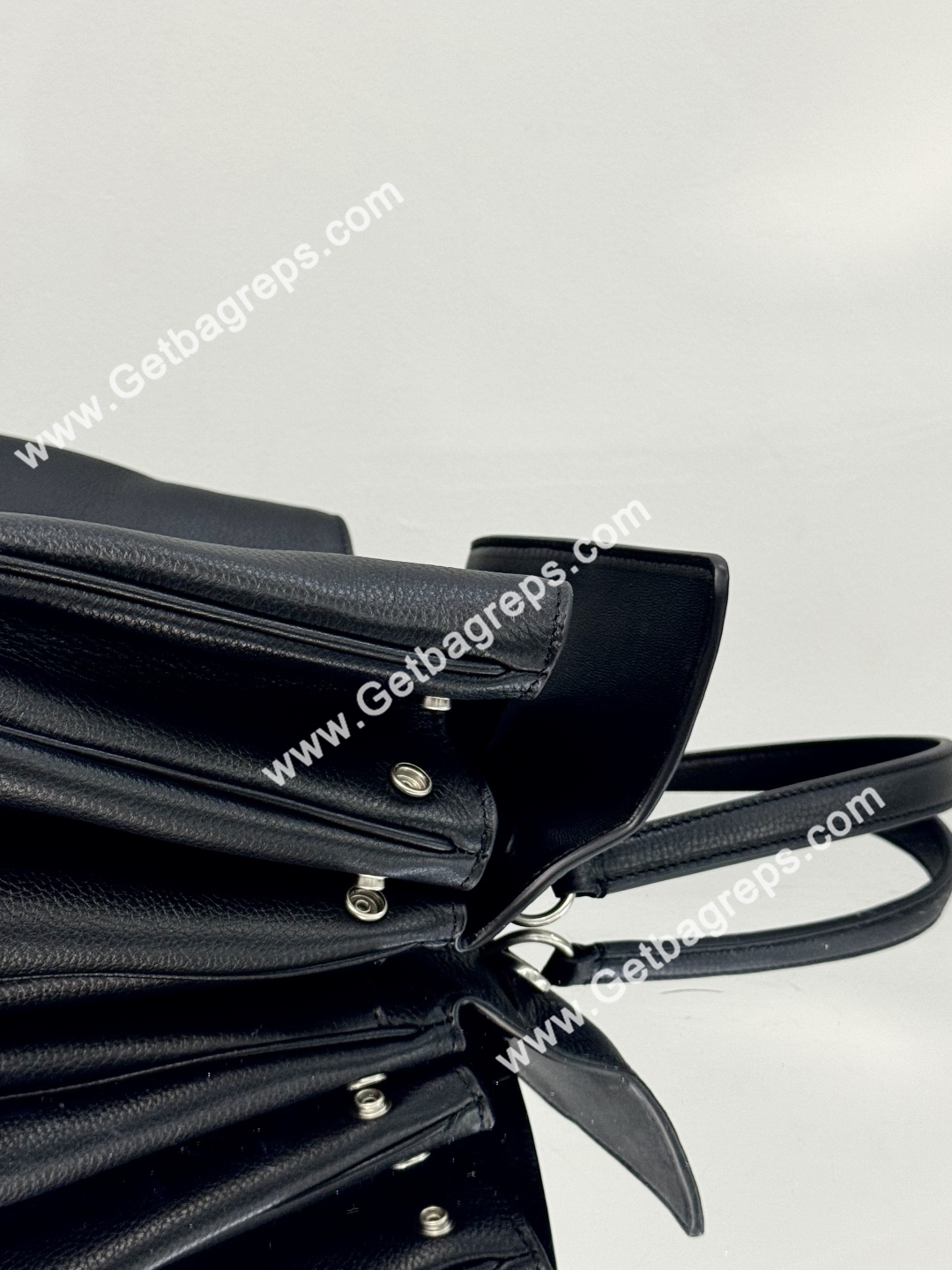 Balenciaga Women-s Rodeo Handbag Medium in Black