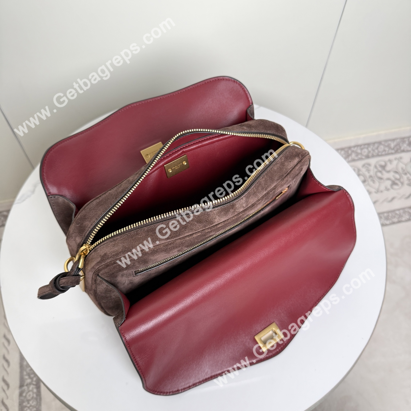 Balenciaga Womens Le 7 Shoulder Bag Medium in Brown