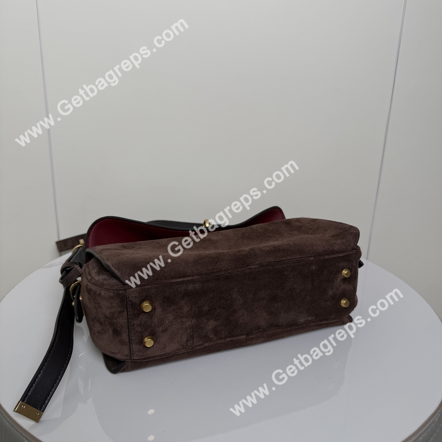 Balenciaga Womens Le 7 Shoulder Bag Medium in Brown