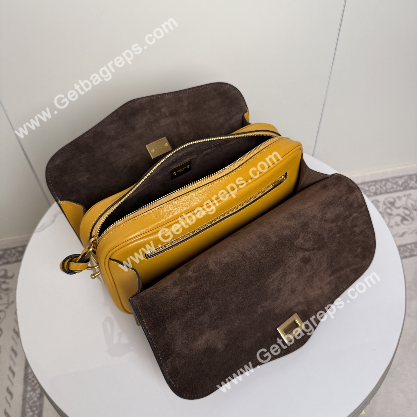 Balenciaga Womens Le 7 Shoulder Bag Medium in Yellow