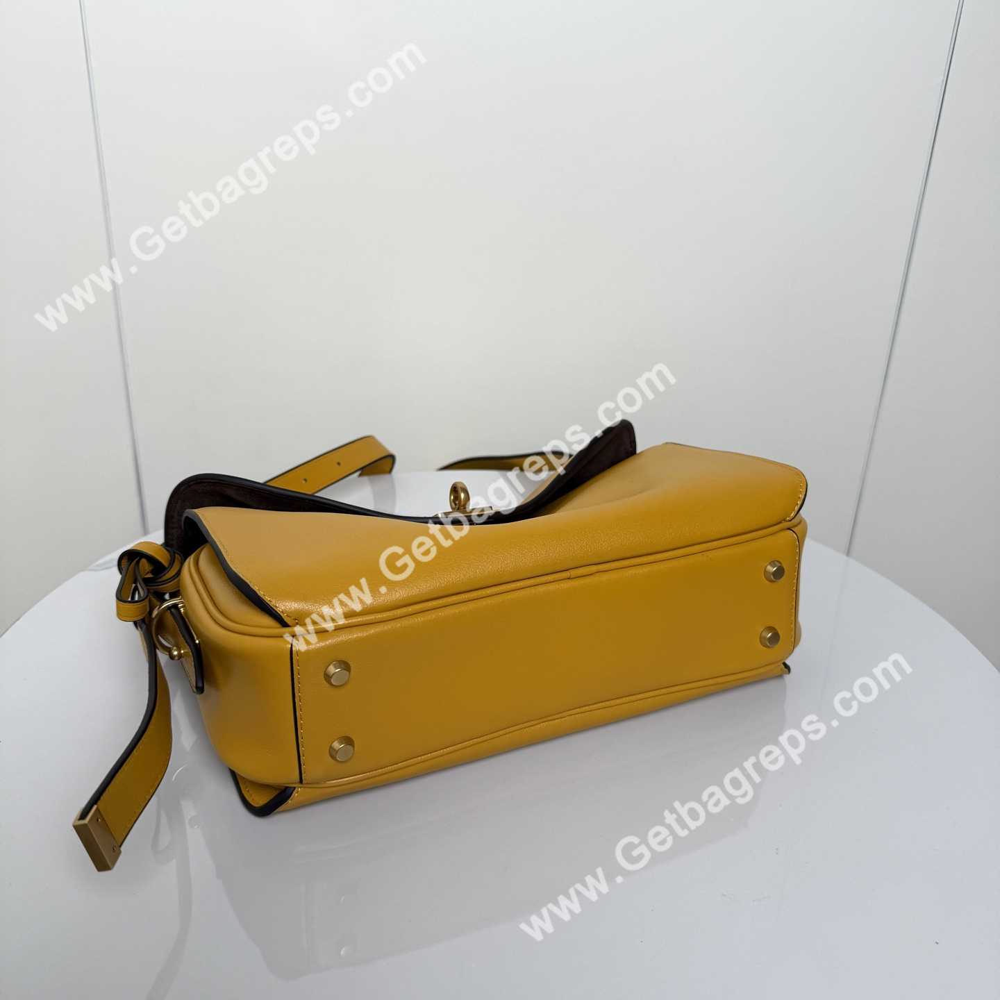 Balenciaga Womens Le 7 Shoulder Bag Medium in Yellow