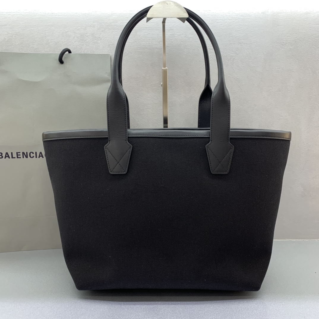 Balenciage Cities Paris Jumbo Large Tote Bag in black cotton canvas and calfskin