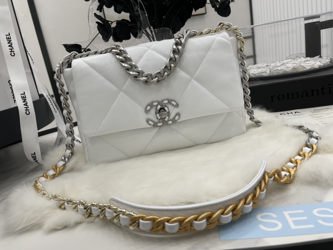 Best Gift Replica Chanel 19 Handbag Lambskin 26cm White