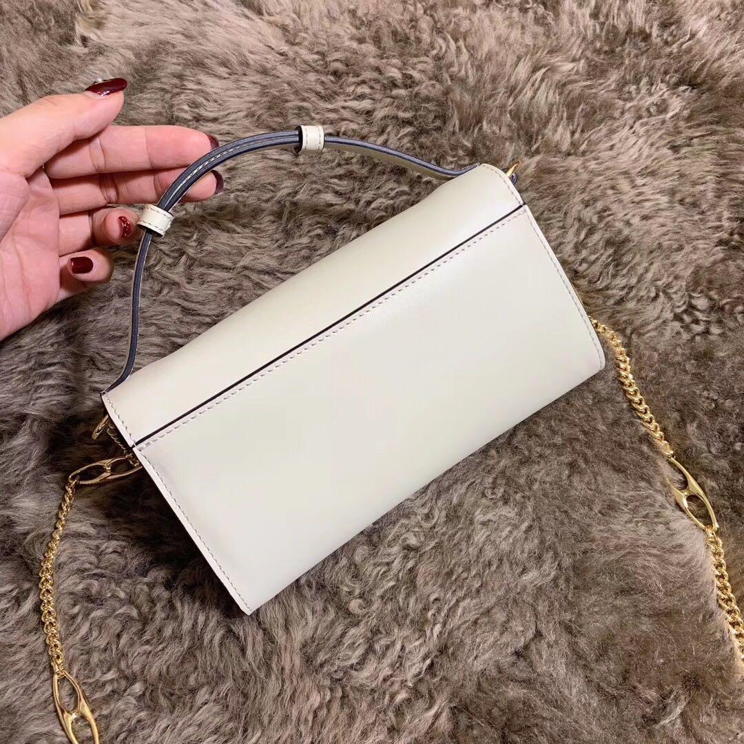 Best Price Gucci 564718 Zumi Smooth Leather Mini Bag White