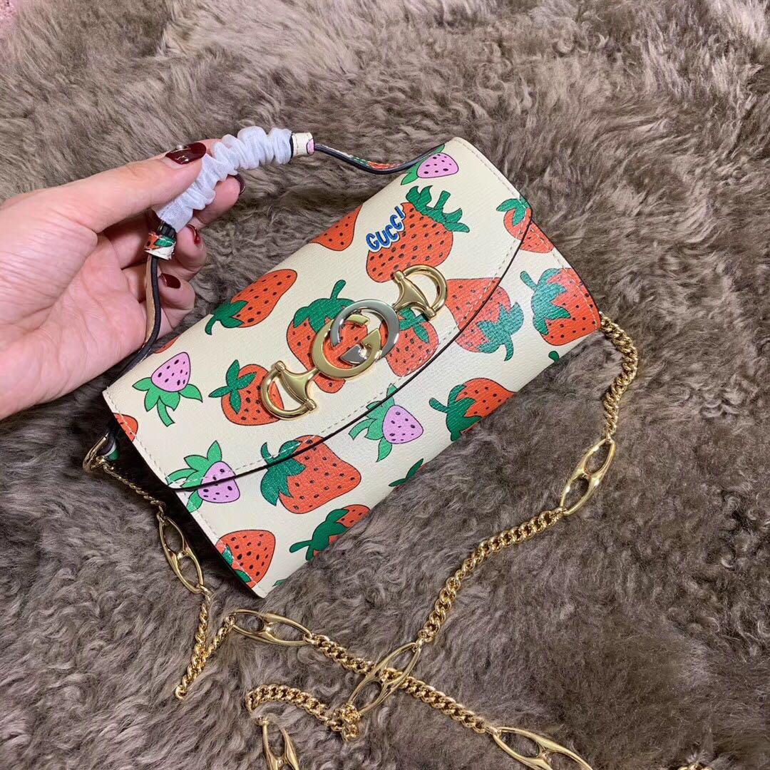 Best Price Gucci 564718 Zumi Strawberry Print Mini Bag