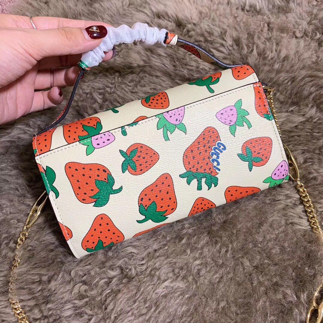 Best Price Gucci 564718 Zumi Strawberry Print Mini Bag