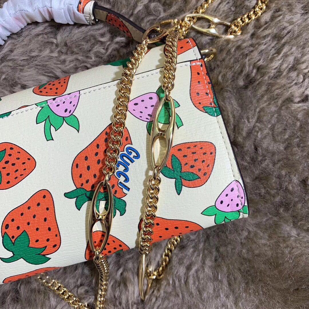 Best Price Gucci 564718 Zumi Strawberry Print Mini Bag