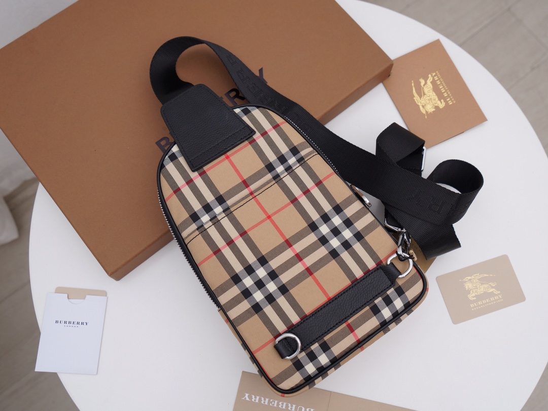 Best Selling Burberry Men Bum Chest Bag Vintage Check Copy 003