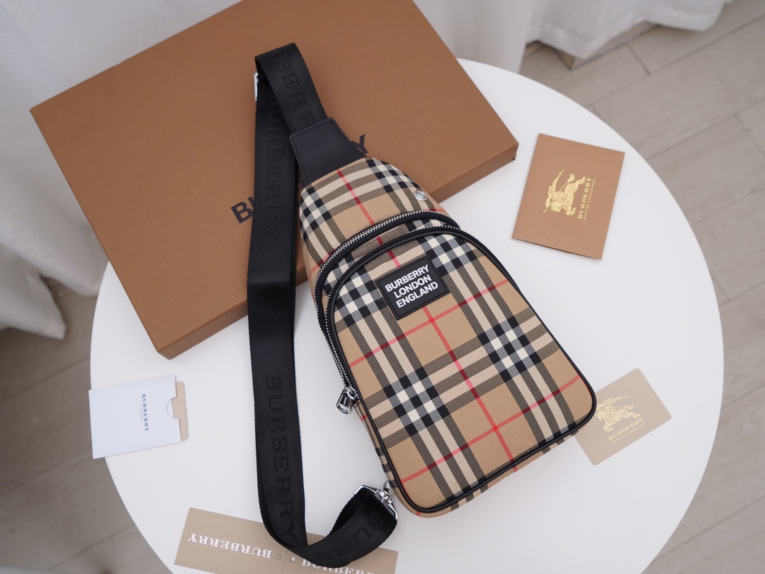 Best Selling Burberry Men Bum Chest Bag Vintage Check Copy 004