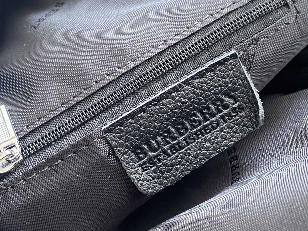 Best Selling Burberry Men Bum Chest Bag Vintage Check Copy