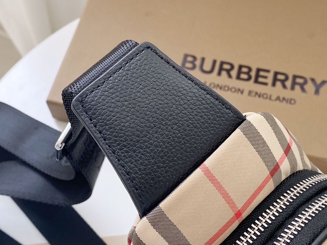 Best Selling Burberry Men Bum Chest Bag Vintage Check Copy