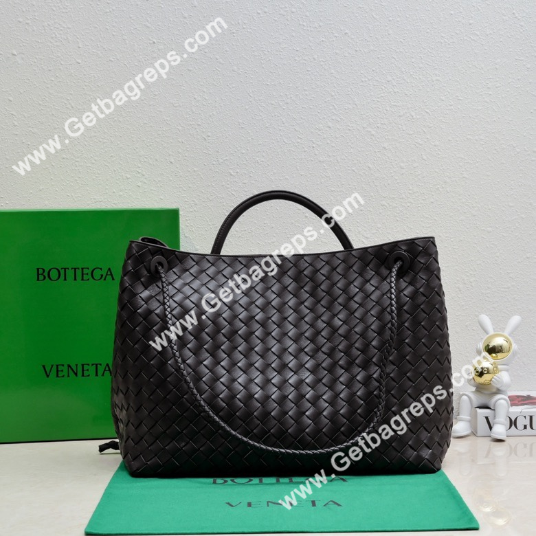 Bottega Veneta  Large Andiamo 45cm Top handle bag in Supple Intrecciato Leather Dark Coffee