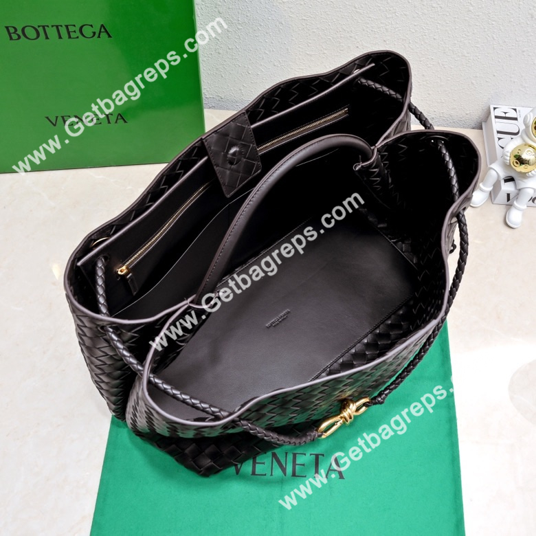 Bottega Veneta  Large Andiamo 45cm Top handle bag in Supple Intrecciato Leather Dark Coffee
