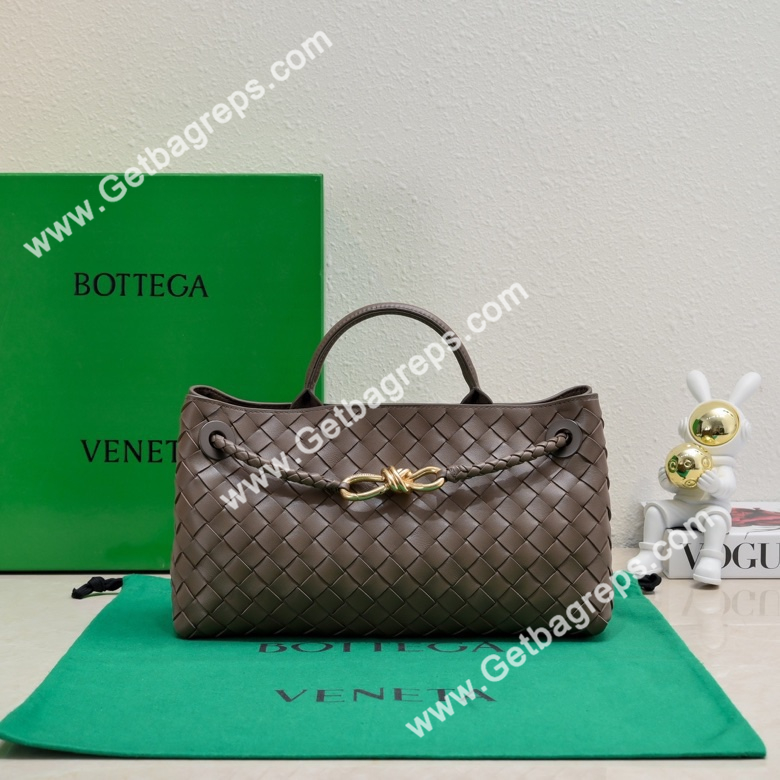 Bottega Veneta 29cm East-West Andiamo Top Handle Bag in Supple Intrecciato Leather Dark Coffee