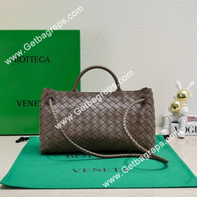 Bottega Veneta 29cm East-West Andiamo Top Handle Bag in Supple Intrecciato Leather Dark Coffee