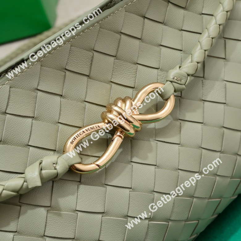 Bottega Veneta 29cm East-West Andiamo Top Handle Bag in Supple Intrecciato Leather Grass green