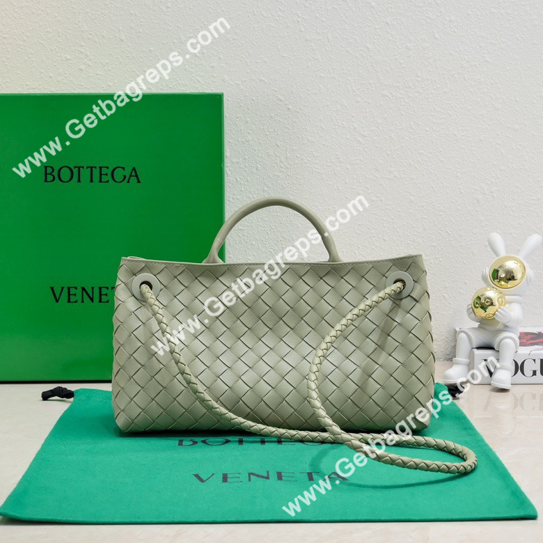 Bottega Veneta 29cm East-West Andiamo Top Handle Bag in Supple Intrecciato Leather Grass green