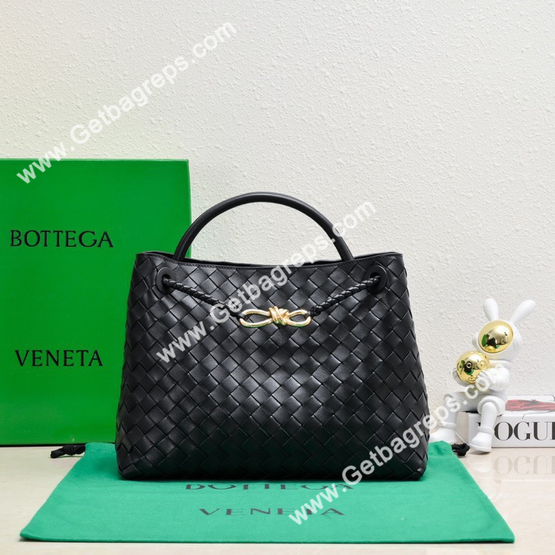 Bottega Veneta 32cm Andiamo Normal Chain Top Handle Bag in Supple Intrecciato Leather Black